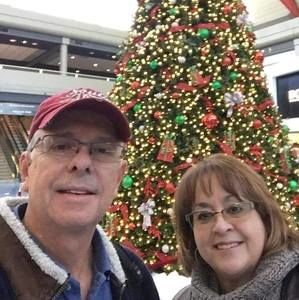 Meet your Posher, Charlene